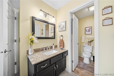 Fresh & inviting 2BR/2BA waterfront condominium at the 21MM! - photo 27