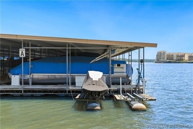 Fresh & inviting 2BR/2BA waterfront condominium at the 21MM! - photo 30