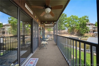 Fresh & inviting 2BR/2BA waterfront condominium at the 21MM! - photo 33
