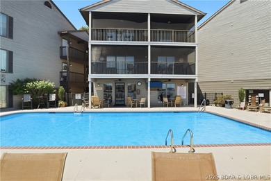 Fresh & inviting 2BR/2BA waterfront condominium at the 21MM! - photo 36