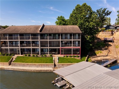 Fresh & inviting 2BR/2BA waterfront condominium at the 21MM! - photo 46