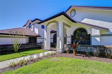 Experience refined waterfront living in this exceptional - photo 2