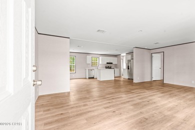 Welcome to this BRAND NEW 2026 Model, 3 bedroom/2 bath - photo 4