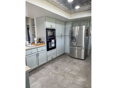 Located in a highly desirable area of Lake Isabella, Squirrel - photo 17