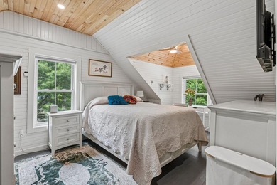 Welcome to 127 Valley Avenue on beautiful Great Diamond Island - photo 21