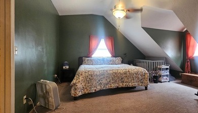 REDUCED!! Charming cedar log home in a beautiful country setting - photo 22