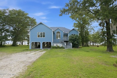 Waterfront living is calling at 957 Becton Road in Coaches - photo 1