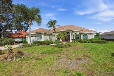 Luxury Lakefront Living In Glen Lakes Country Club. This 3 - photo 6
