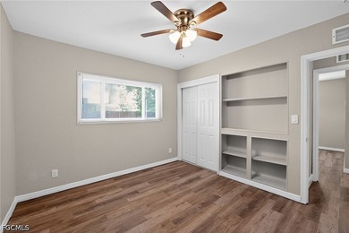 Beautifully situated between three outstanding parks and several - photo 29
