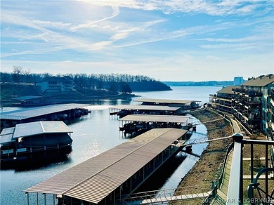 Lake of the Ozarks Condo For Sale in Lake Ozark Missouri
