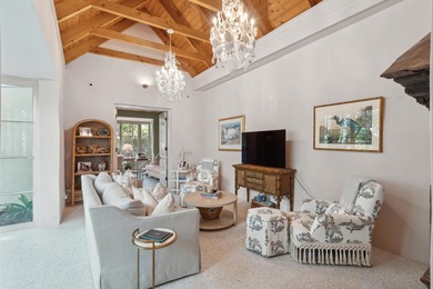 42 South Battery, also known as the Robert Murray House is a