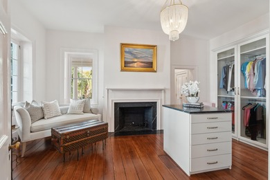 42 South Battery, also known as the Robert Murray House is a