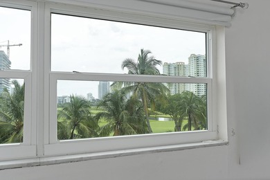 Beautifully renovated 2/2 in the heart of Hallandale Beach, just - photo 35