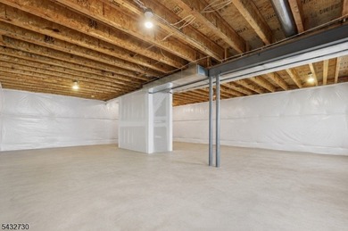 Located next to the Preakness Valley Golf Course, this sought - photo 41