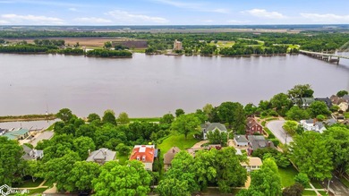 Perched atop the bluff with sweeping views of the Mississippi - photo 18