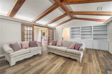 (private lake, pond, creek) Home For Sale in Flatonia Texas