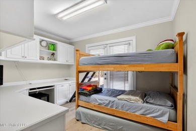 Enjoy privacy and space at this unique Gulfport property - photo 35