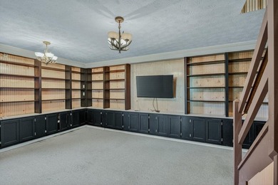 Spacious Cape Cod home with serene golf course views just - photo 37