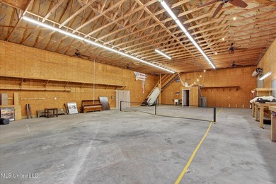 Enjoy privacy and space at this unique Gulfport property - photo 47