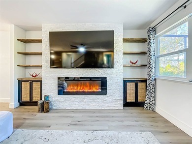 Discover over 3,200 sq.ft. of private living in the highly - photo 6