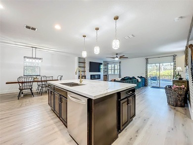 Discover over 3,200 sq.ft. of private living in the highly - photo 8