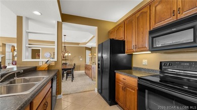 Huge screened deck, 12x32 boat slip with 8,000 lb lift, and rare