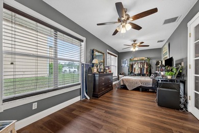 WELCOME HOME! This charming, well-maintained 3-bedroom, 2.5-bath - photo 19