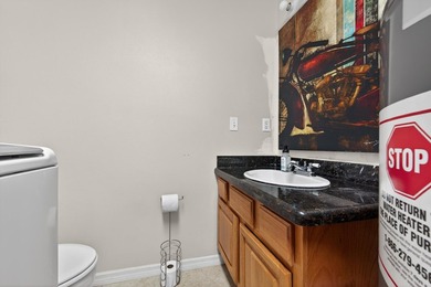 WELCOME HOME! This charming, well-maintained 3-bedroom, 2.5-bath - photo 23