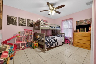 WELCOME HOME! This charming, well-maintained 3-bedroom, 2.5-bath - photo 24