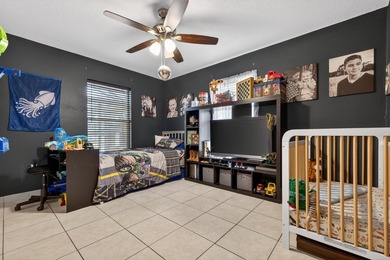 WELCOME HOME! This charming, well-maintained 3-bedroom, 2.5-bath - photo 27