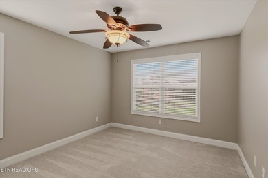 Elegant Family Home in Prestigious Farragut School zone - - photo 31