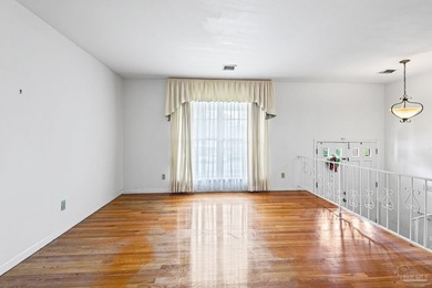 INVESTOR ALERT!!! This is a great investment opportunity for a - photo 8