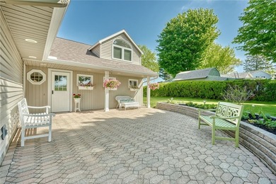 RARE FIND! Stunning 2400sf 4BR 3BA waterfront Cape Cod all - photo 4