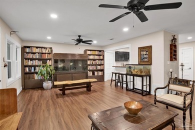 Welcome home to this spacious 3-bedroom, 2-bathroom residence - photo 4