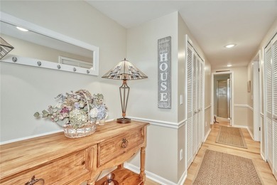 RARE FIND! Stunning 2400sf 4BR 3BA waterfront Cape Cod all - photo 5