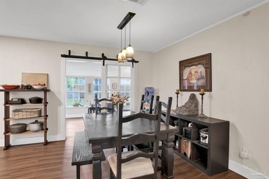Welcome home to this spacious 3-bedroom, 2-bathroom residence - photo 8