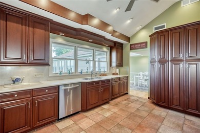 RARE FIND! Stunning 2400sf 4BR 3BA waterfront Cape Cod all - photo 10
