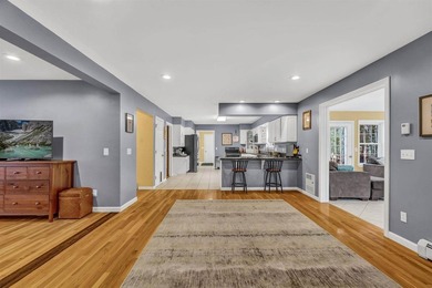 Welcome to 12 Surrey Lane -- where space, comfort, and location - photo 26