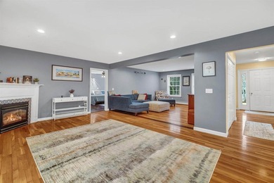 Welcome to 12 Surrey Lane -- where space, comfort, and location - photo 27