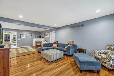 Welcome to 12 Surrey Lane -- where space, comfort, and location - photo 30