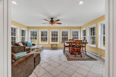 Welcome to 12 Surrey Lane -- where space, comfort, and location - photo 36