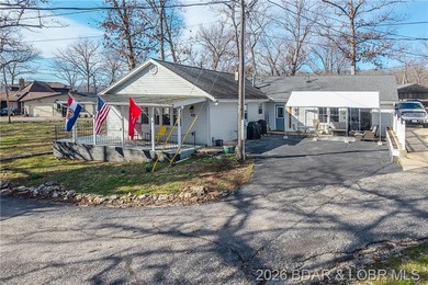 Seller has transformed this older home into a very comfortable - photo 2