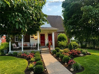 Welcome home to this charming 5 bdr 2.5 bath residense that - photo 3