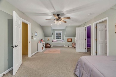 Welcome to 12 Surrey Lane -- where space, comfort, and location - photo 53