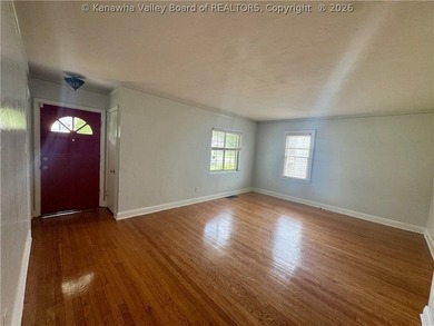 Welcome home to this charming 5 bdr 2.5 bath residense that - photo 7