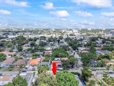 Amazing opportunity to re build or remodel, brand new roof and - photo 16