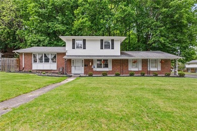 Welcome to this 4 bedroom, 1.5 bathroom home nestled at the end - photo 1