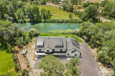 Luxury, privacy, and space come together in this extraordinary 4 - photo 1