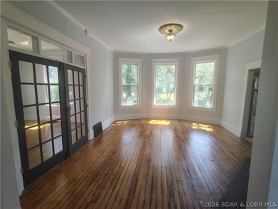 BARGAIN PRICED - MOTIVATED SELLERS! Historic Charm Meets Modern - photo 8