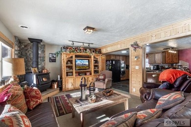 LAKEFRONT LOT & LAKEVIEW CABIN - SHORT TERM RENTALS ALLOWED - - photo 2
